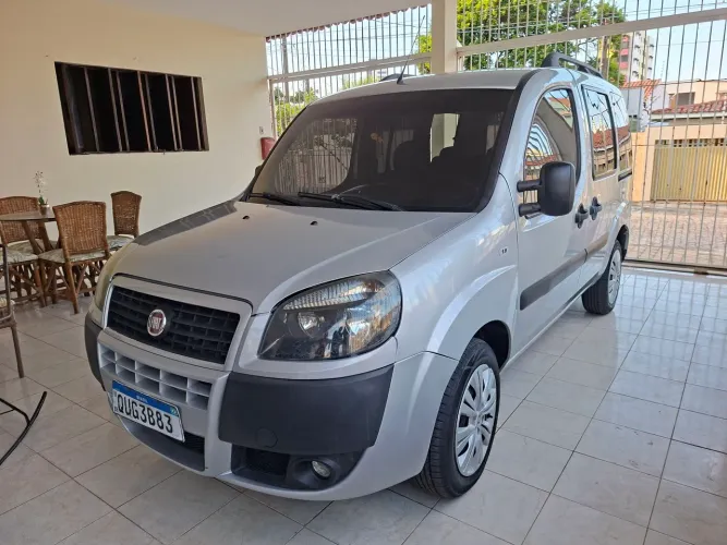 Fiat Doblo Essence 1.8 Flex 16V 5P 2020