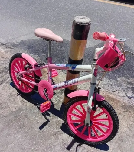 Bicicleta infantil linda