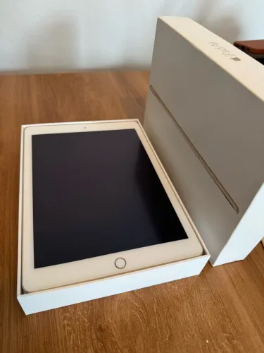iPad Air 2 128GB Wi-Fi Dourado + Caixa + Capa + Películas