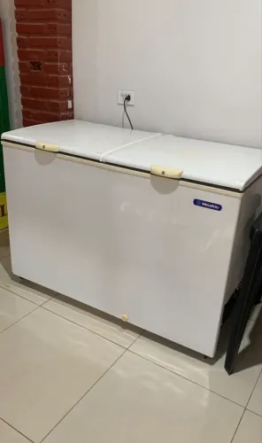 Freezer metal frio 419 litros