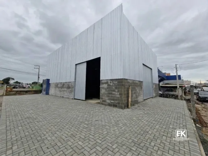 Galpão de 200m² à venda na BR-470 em Navegantes Terreno 720m²