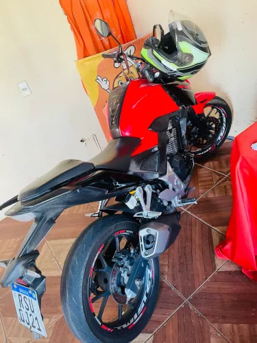 Cb 300 F