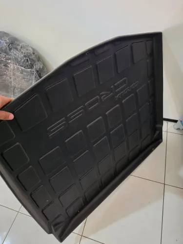 Bandeja Protetora porta mala Corolla Cross