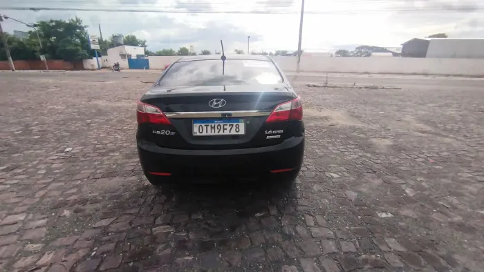 Hyundai HB20S Premium 1.6 Flex 16V Aut. 4P 2014