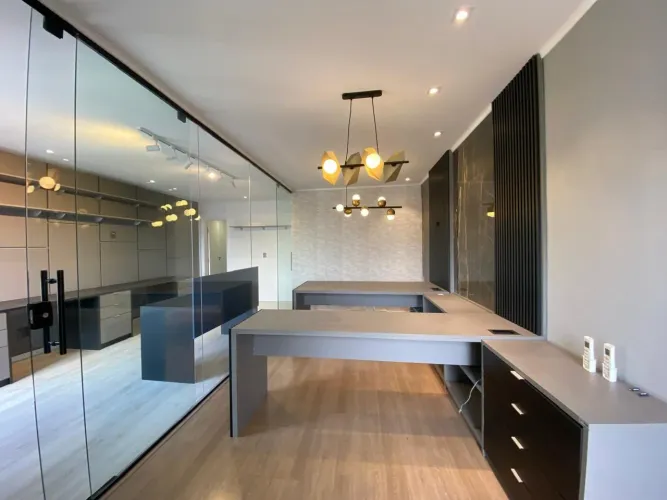 Sala Comercial com planejados à Venda ou Locação no Edifício Dallas | Campolim ? Sorocaba/