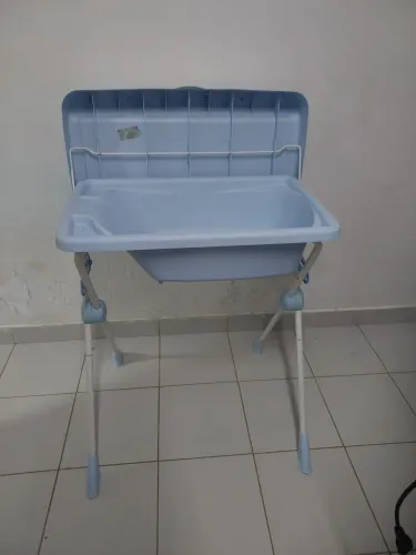 Vendo banheira com suporte para bebê
