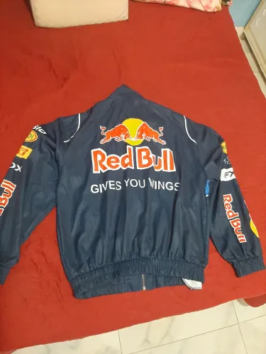 Vendo blusão RED BULLoseal para que tem motos super confortável
