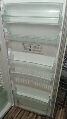 GELADEIRA GELO SECO