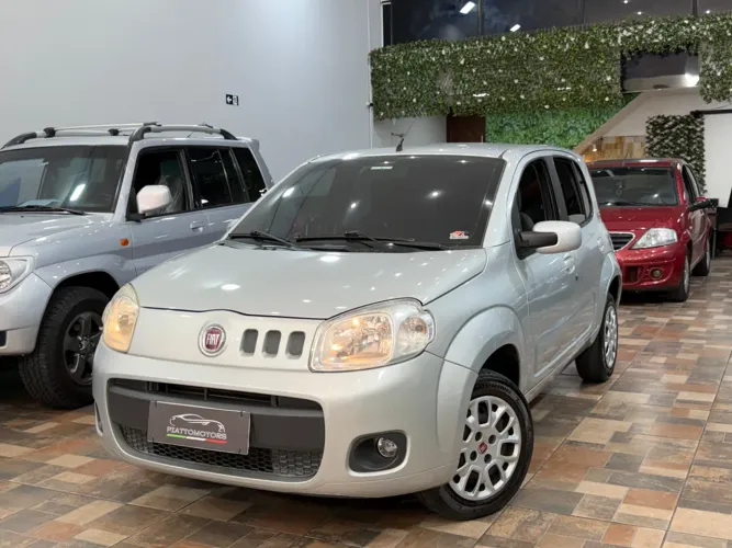 Fiat Uno Vivace Celeb. 1.0 EVO F. Flex 8V 3P 2011