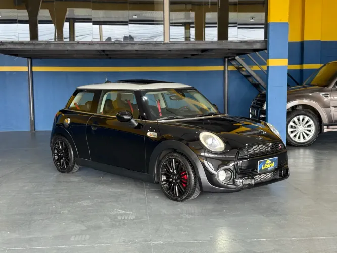 Mini Cooper S 2.0 Turbo 16V 3P Aut. 2014