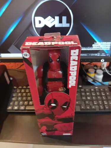 Boneco deadpool lacrado marvel 30 cm