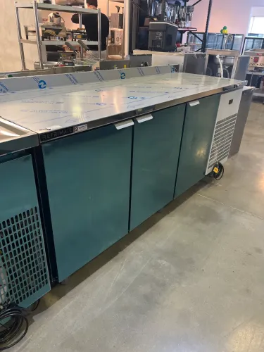 Balcão refrigerado de serviço - Inox - Novo