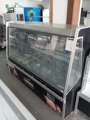 NZ. Balcão vitrine açougue 2 metros Gelopar com desembaçador no vidro