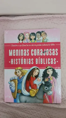 Livro de histórias bíblicas para meninas0