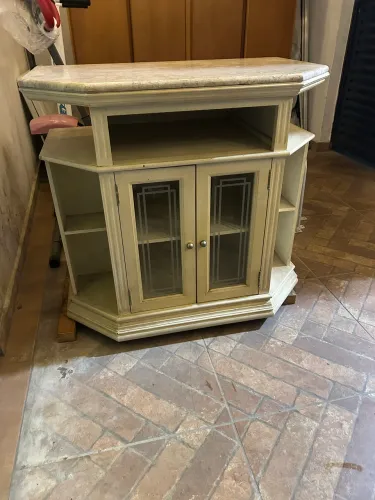 Buffet aparador com tampo de mármore
