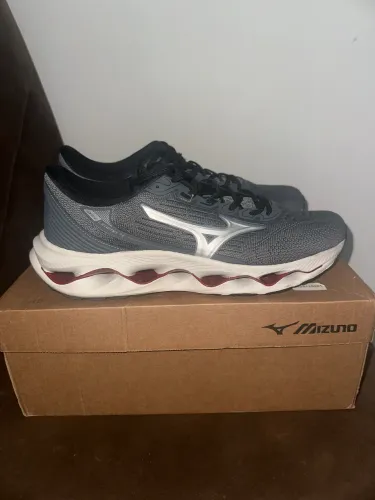 Mizuno wave legend 4 original