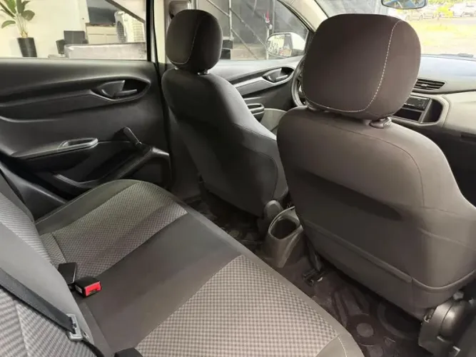 Chevrolet Onix 1.0 MPFI LS 8V Flex 4P Manual 2019