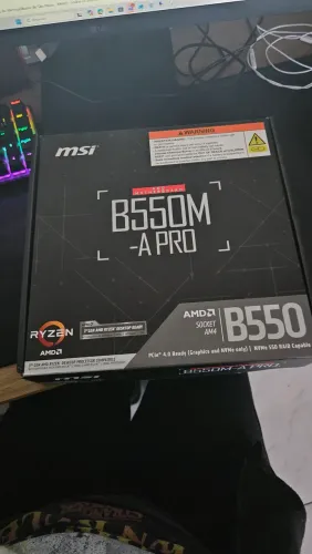 Placa-Mãe MSI B550M-A PRO AM4 - NOVA / Sem Uso (Na Caixa Completa)