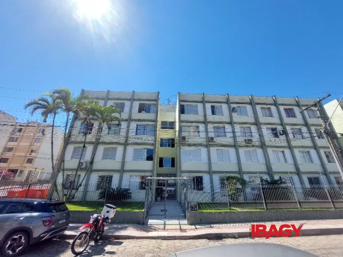 Excelente Apartamento 2 dormitório(s) em Canto - Florianópolis