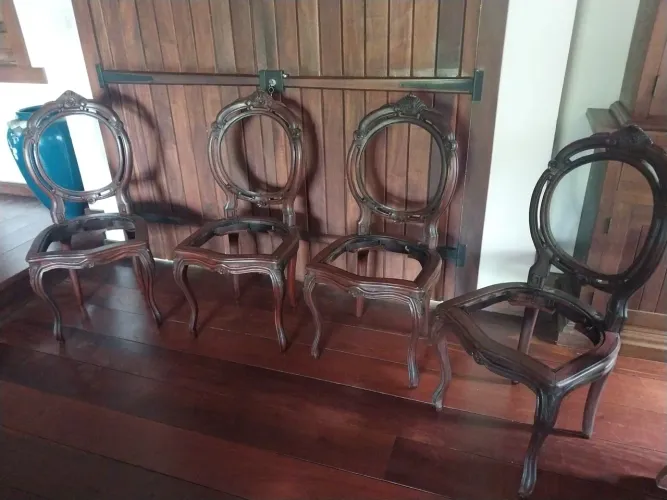 Cadeiras Luis XV originais (descrição)