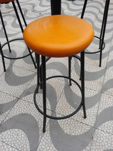 Banqueta alta bistrô reforçada