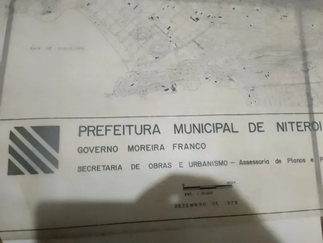Planta Topográfica Antiga Niterói 1978" ou "Mapa Histórico Moreira Franco".