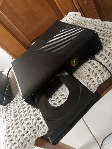 Vende-se Xbox 360