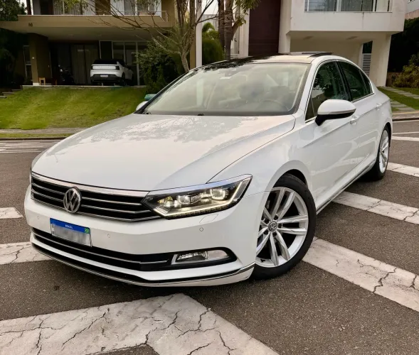 Volkswagen Passat Highline 2.0 TSI 220cv Tip. 2018