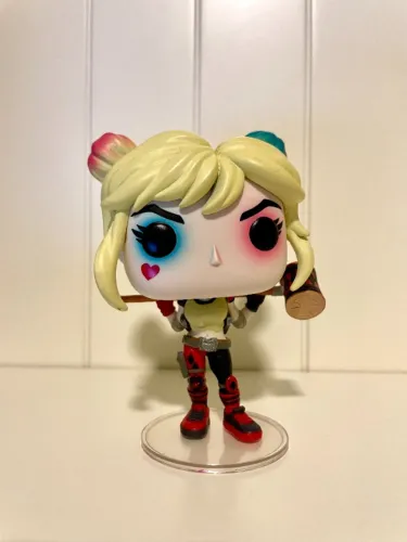Funko Pop 301 DC Comics Harley Quinn com martelo Edic?a?o Especial (Original - Sem Caixa)