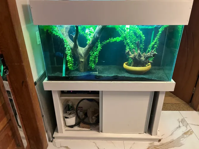 Vendo aquário 120x9,40x0,60 completo