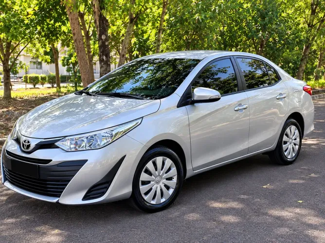 Toyota Yaris XL Live Sedan 1.5 Flex 16V 4P AUT 2022