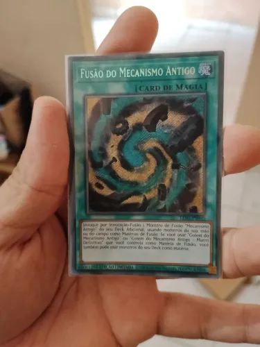 Carta rara Yu-Gi-Oh, Fusão do mecanismo Antigo edição limitada com token exclusivo GX