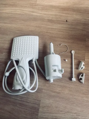 Chuveiro Lorenzetti elétrico (127 V) -50 Reais- 