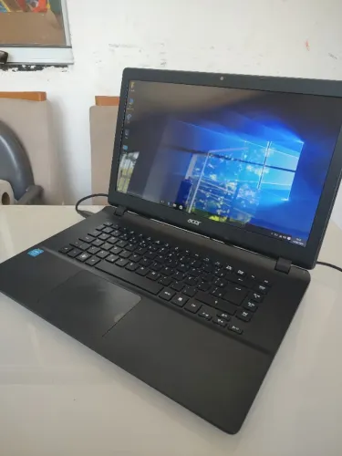 Notebook Acer. Quad Core. Memória de 4GB + SSD 128GB