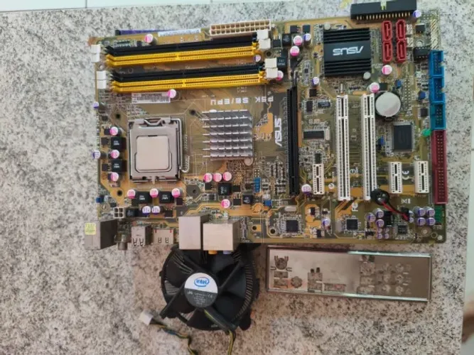 Placa Mãe Asus P5K SE/EPU + Processador Core 2 Quad Q6600 + Wifi LGA755