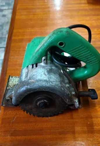 Serra mármore Hitachi 110v