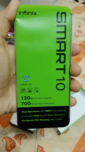 Vendo esse infinix smart 10 com 128 Gb é 4+4 de RAM, novo!