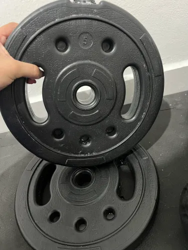 Kettlebell 8kg + 2 anilhas de 5kg