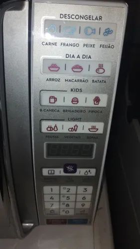 Microondas Eletrolux 34lt branco semi novo