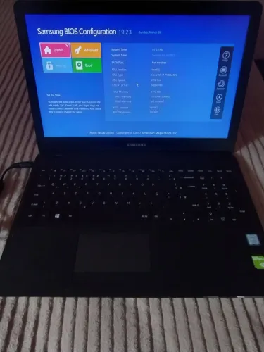Notebook Samsung de 15 polegadas super leve