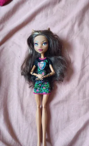 Boneca Clawdeen Monster High music festival - incompleta!