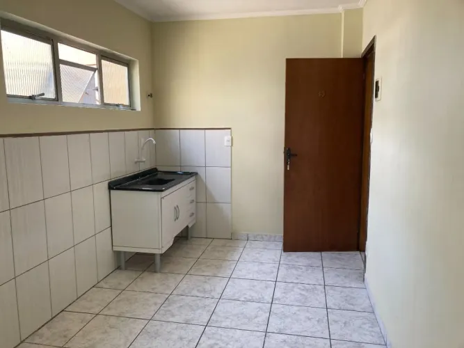 Kitnet com 1 dormitório para alugar, 40 m² por R$ 920,00/mês - Centro - Suzano/SP