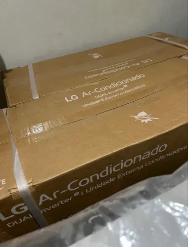 Ar condicionado LG 12000 BTUs quente/frio