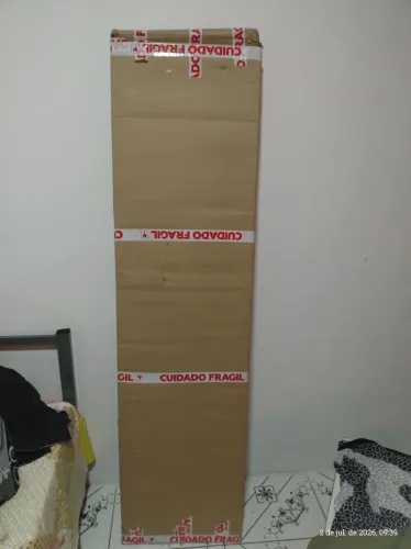 Biombo em MDF, Na caixa.
