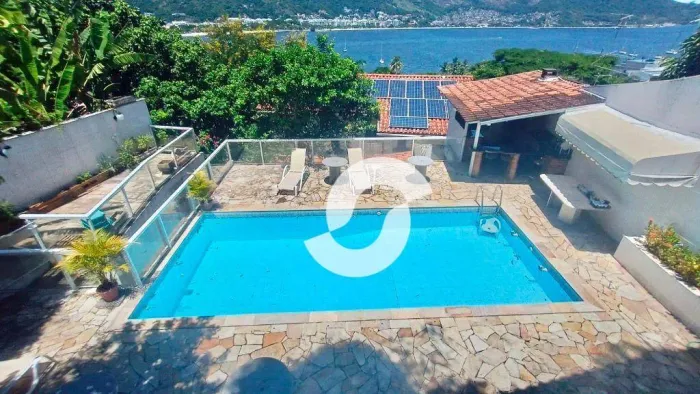 Casa à venda, 440 m² por R$ 2.600.000,00 - São Francisco - Niterói/RJ