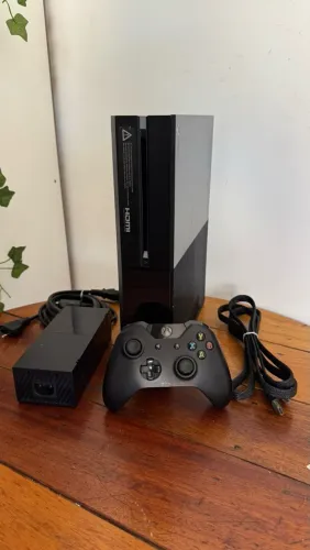 Xbox One 500GB + Controle Original