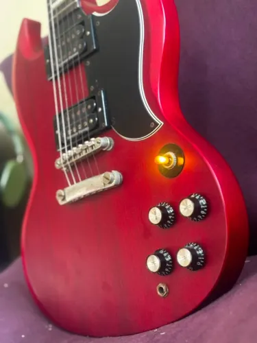 Guitarra SG g400 captador Seymour Duncan