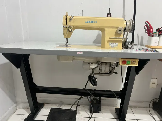 Vende - se Maquina Industrial