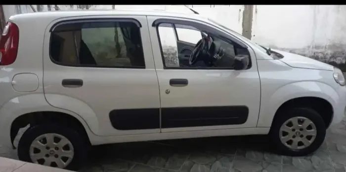 Fiat Uno Vivace/rua 1.0 EVO Fire Flex 8V 5P 2014