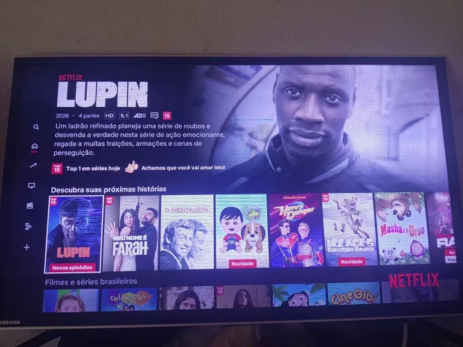 Tv smart 32 Toshiba completa com avaria mas não infere nada dá para assistir normal
